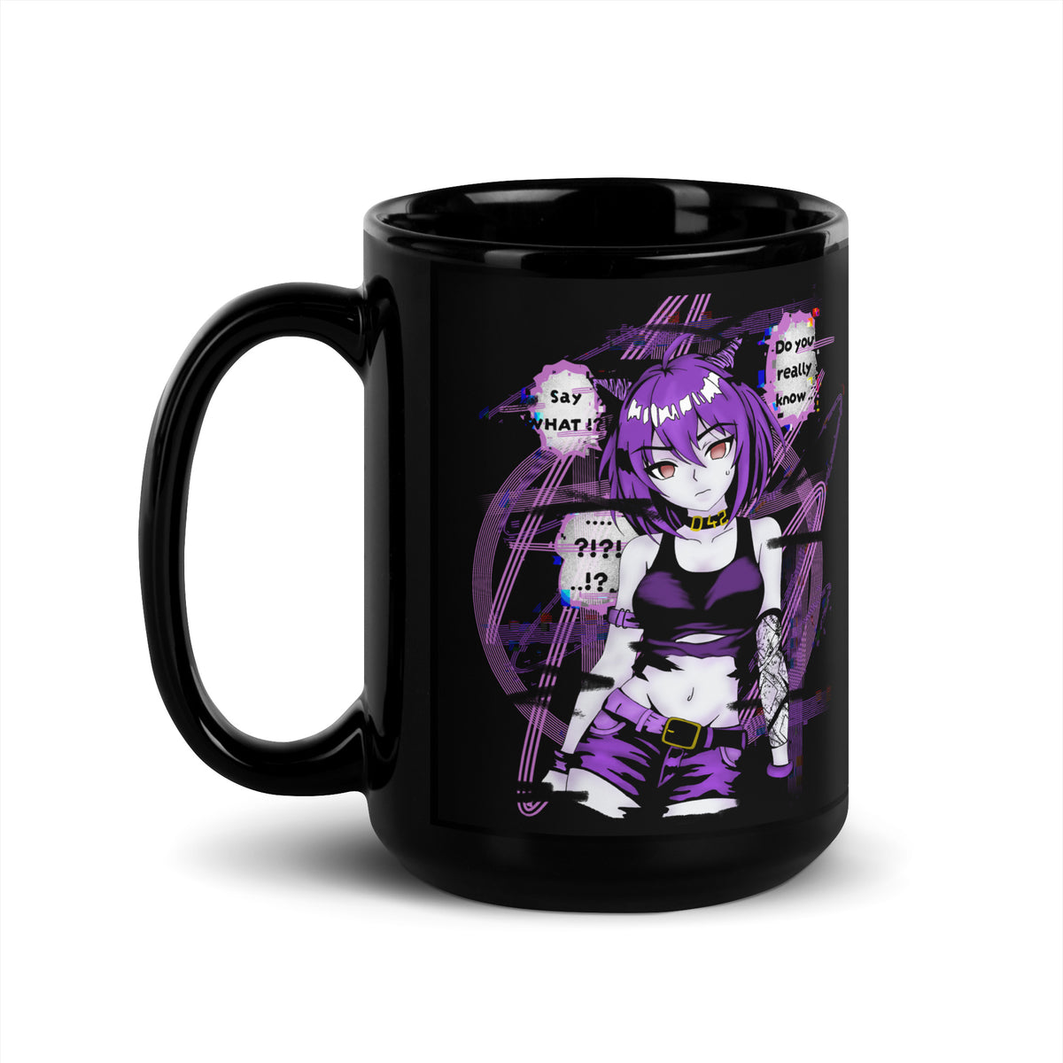 Schwarze D42 Tasse mit violettem Anime-Catgirl, Cyberpunk- und Glitch-Elementen sowie mehreren chaotischen Speech-Bubbles.15oz Vorne